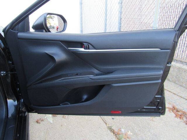 2023 Toyota Camry SE Nightshade