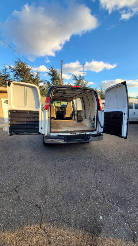 2016 Chevrolet Express 2500