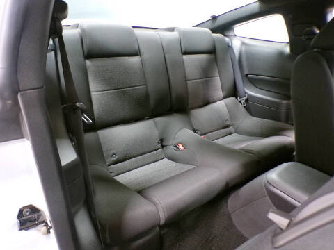 2005 Ford Mustang V6 Deluxe