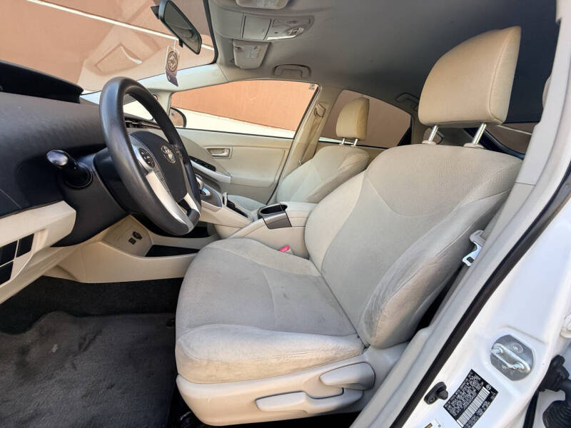 2012 Toyota Prius Two