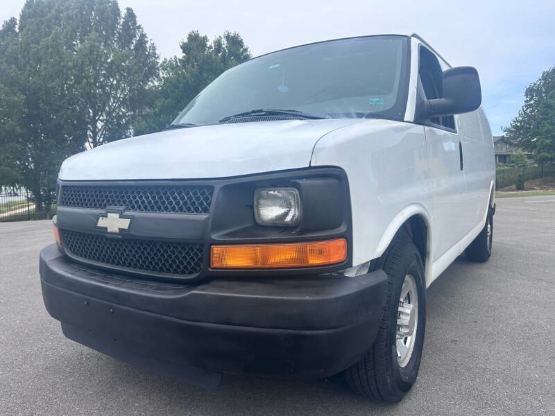 2007 Chevrolet Express for sale at Nice Cars in Pleasant Hill MO