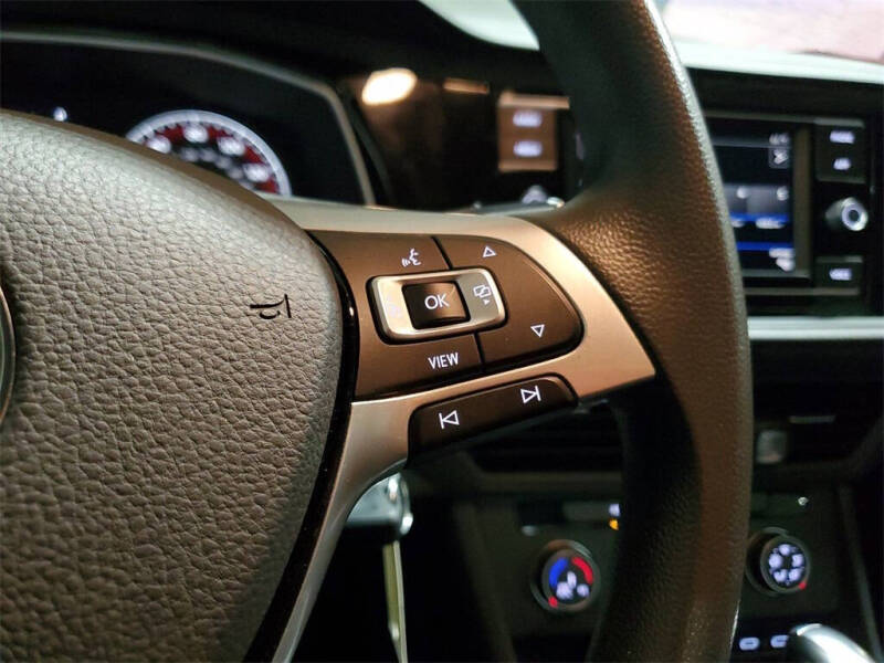 2020 Volkswagen Jetta R-Line