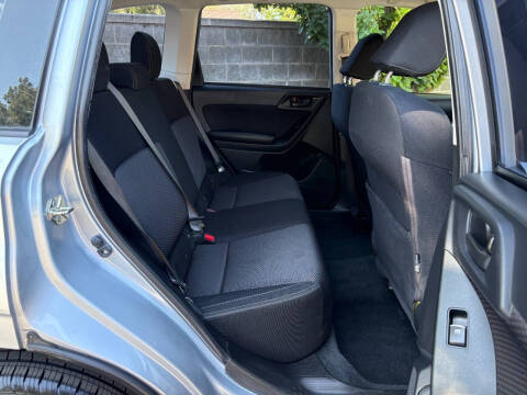 2017 Subaru Forester 2.5i