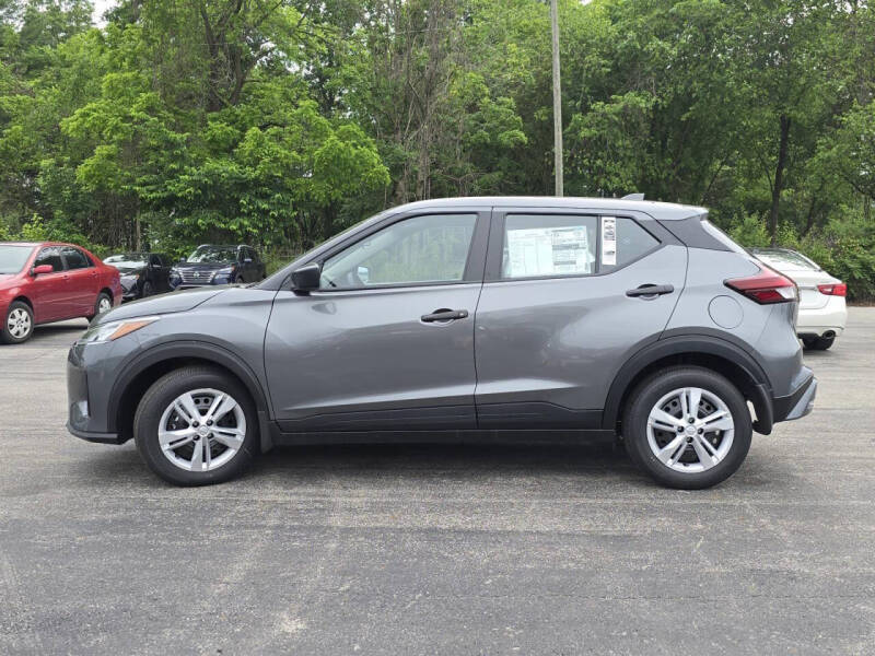 2025 Nissan Kicks Play S