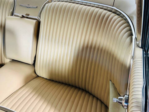 1965 Ford Thunderbird