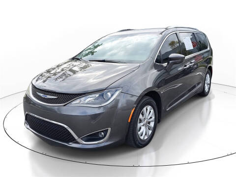 2019 Chrysler Pacifica Touring L