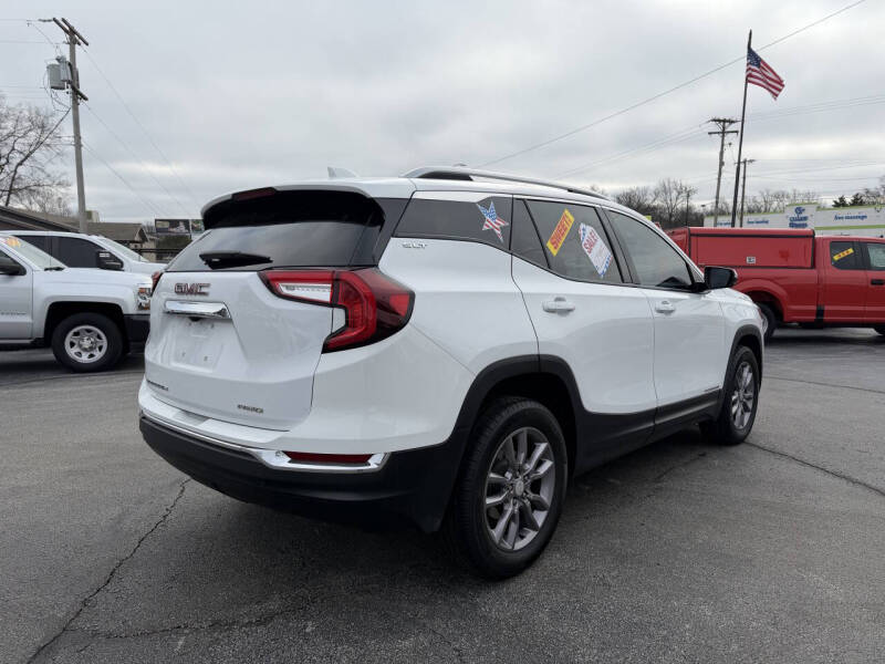 2023 GMC Terrain SLT