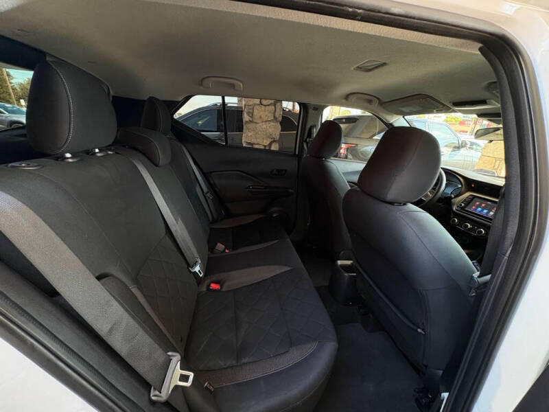 2020 Nissan Kicks S
