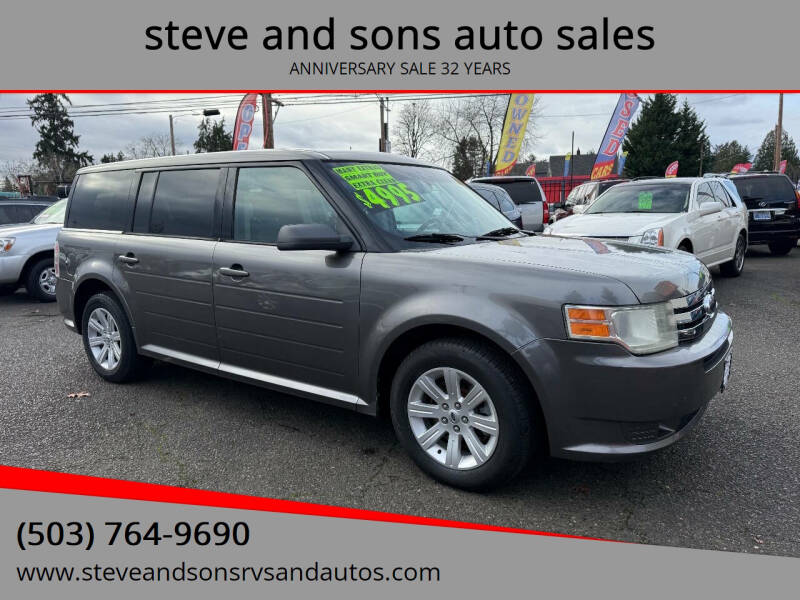 2010 Ford Flex SE's photo