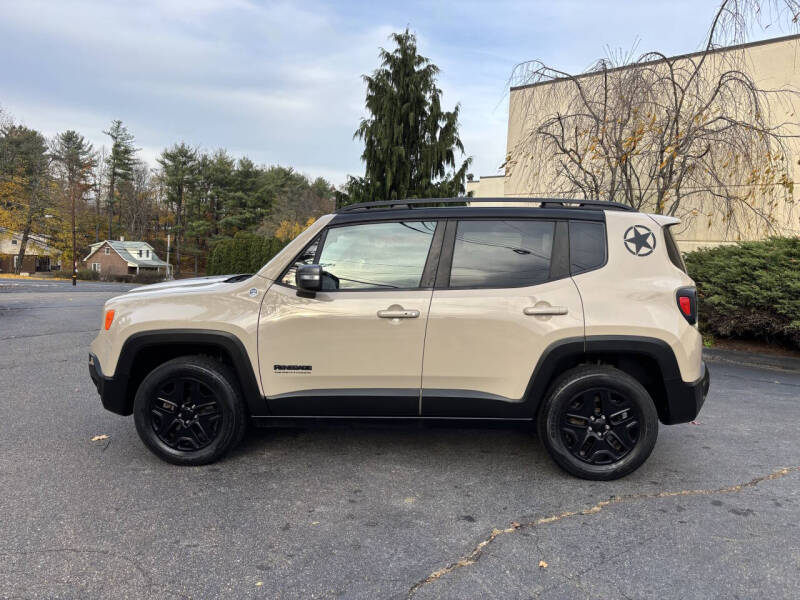 2017 Jeep Renegade Deserthawk