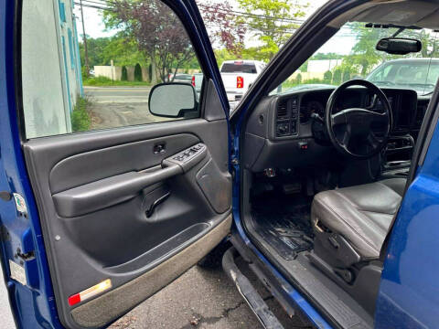 2004 GMC Sierra 2500HD