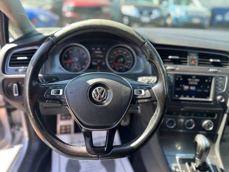 2017 Volkswagen Golf Alltrack