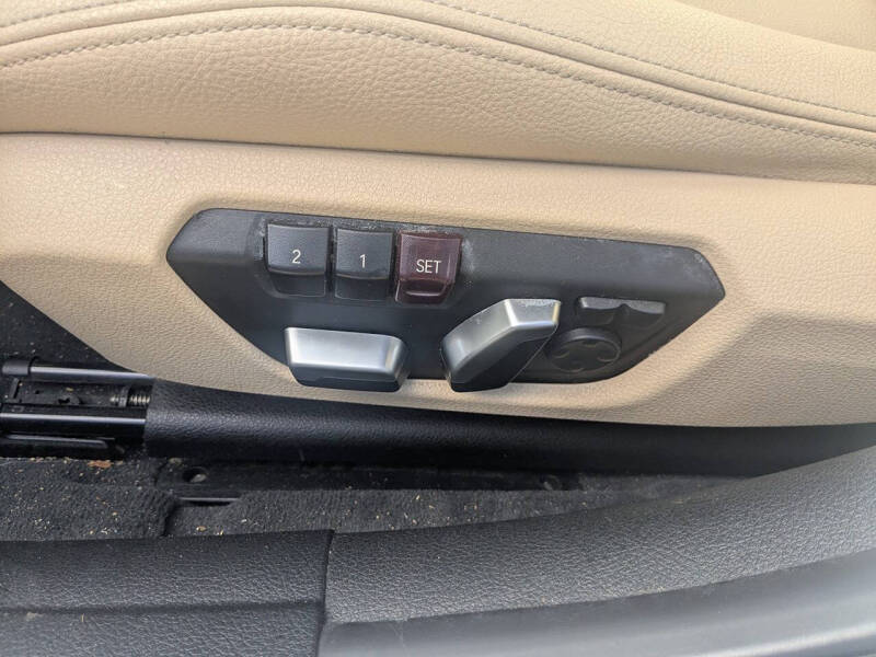 2018 BMW 3 Series 330i xDrive