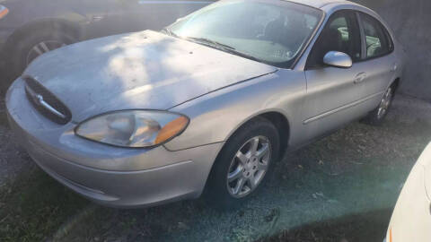 2000 Ford Taurus