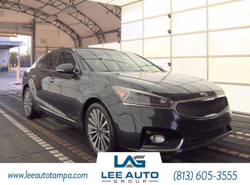 2017 Kia Cadenza Premium