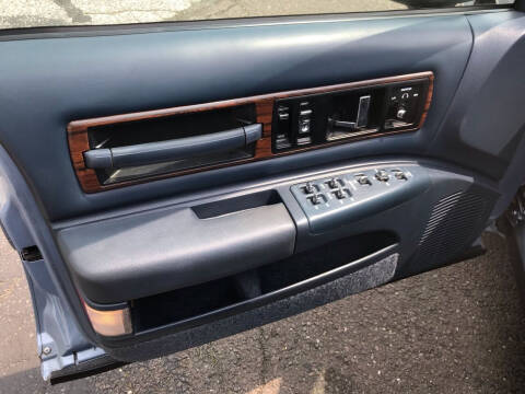 1992 Oldsmobile Custom Cruiser