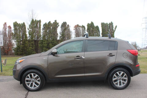 2014 Kia Sportage for sale at D & B Auto Sales LLC in Washington MI
