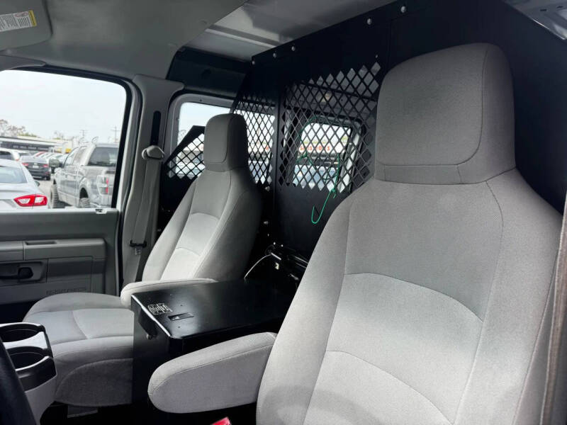 2014 Ford E-Series E-150