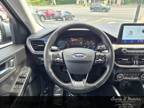 2021 Ford Escape SE