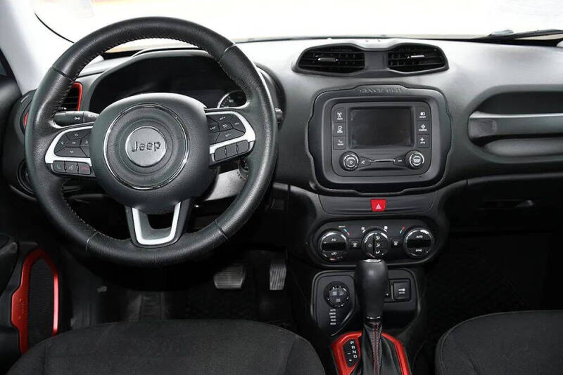 2017 Jeep Renegade Trailhawk