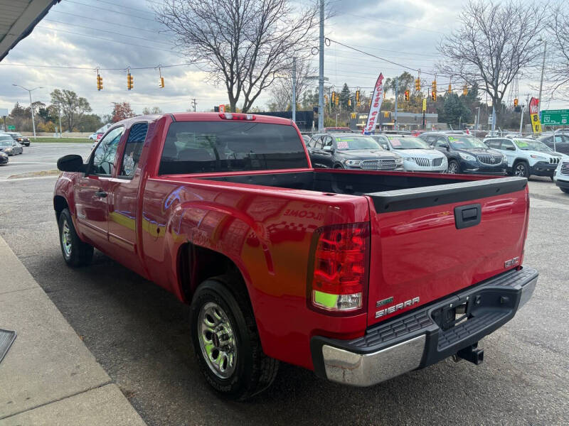 2011 GMC Sierra 1500 SL photo 2