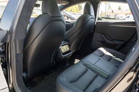 2022 Tesla Model S