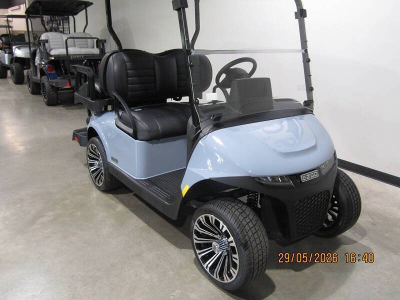 2026 E-Z-GO RXV 4