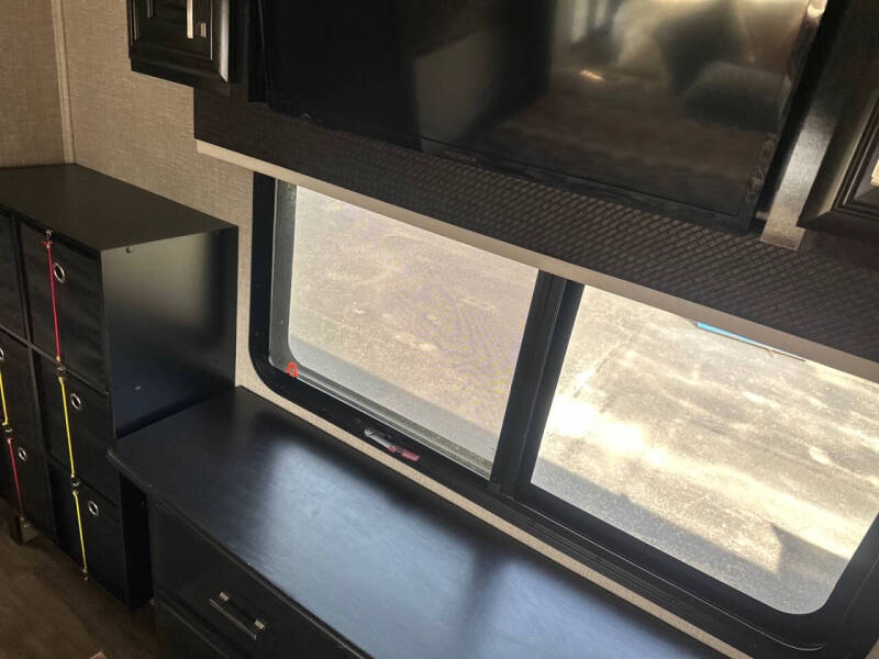 2023 Jayco pinnacle 36 FBTS