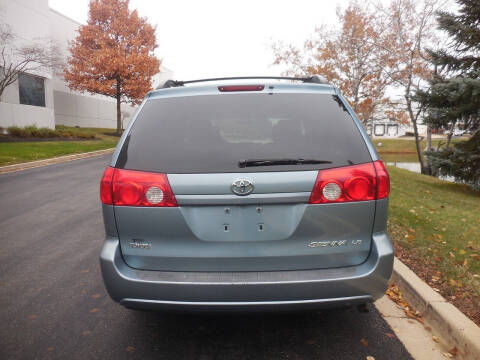 2008 Toyota Sienna LE 7-Passenger
