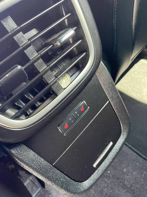 2019 Lincoln Nautilus Select