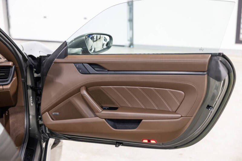 2023 Porsche 911 Targa 4 GTS