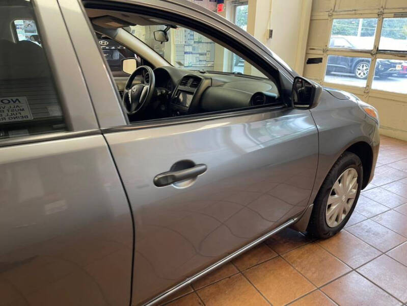 2016 Nissan Versa 1.6 S Plus