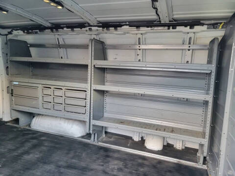 2017 GMC Savana 2500