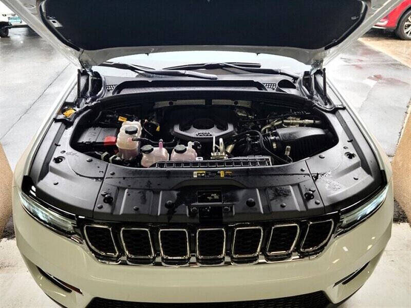 2024 Jeep Grand Cherokee Anniversary Edition 4xe