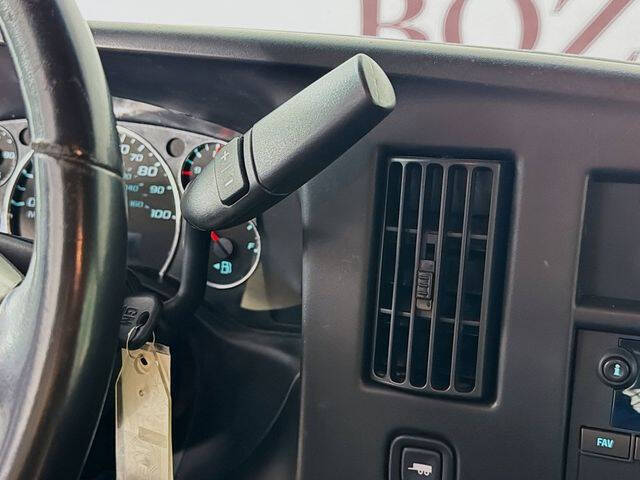 2017 GMC Savana 2500