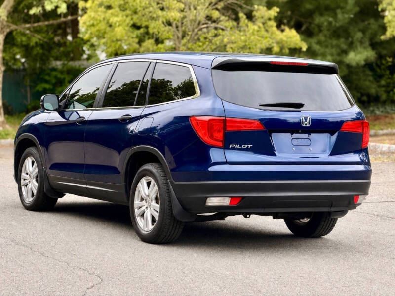 2017 Honda Pilot LX