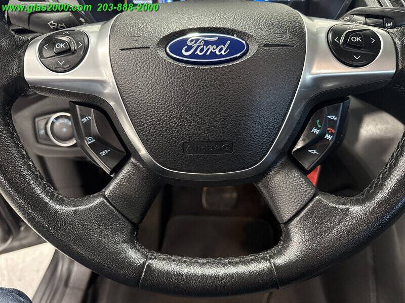 2017 Ford C-MAX Hybrid SE