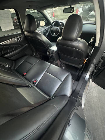 2014 Infiniti Q50 Premium