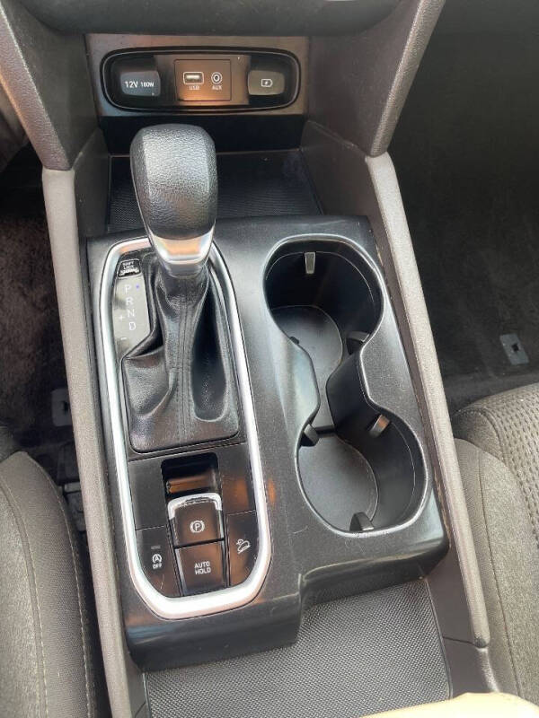 2019 Hyundai Santa Fe SE 2.4L