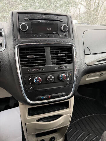 2015 Dodge Grand Caravan American Value Package