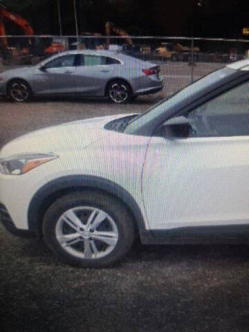 2020 Nissan Kicks S