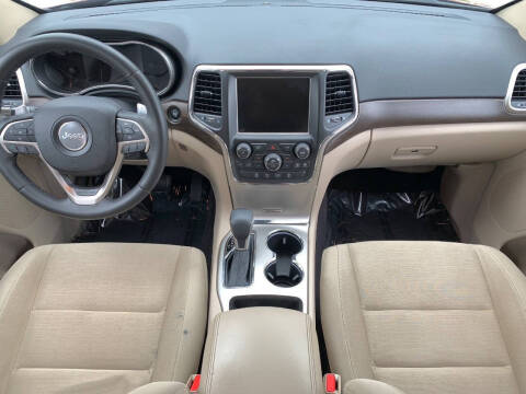 2016 Jeep Grand Cherokee Laredo