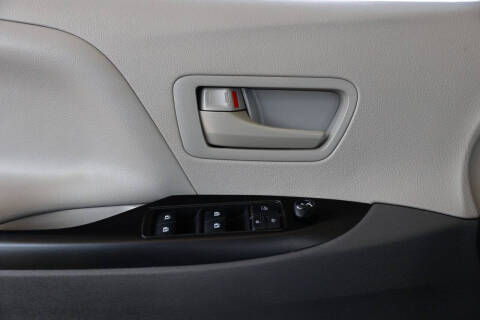 2019 Toyota Sienna L 7-Passenger