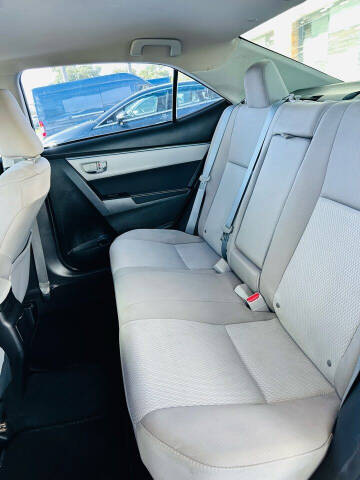 2016 Toyota Corolla LE