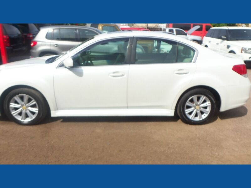 2010 Subaru Legacy 2.5i Premium