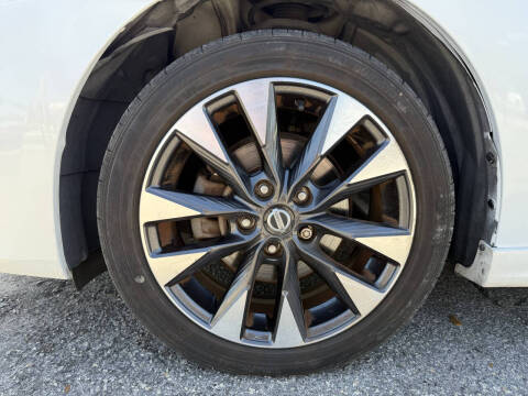 2017 Nissan Sentra SR
