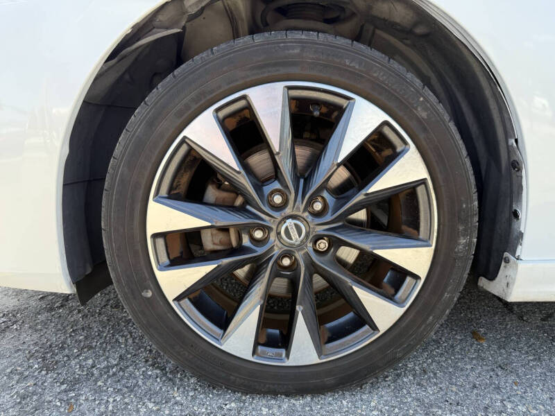 2017 Nissan Sentra SR