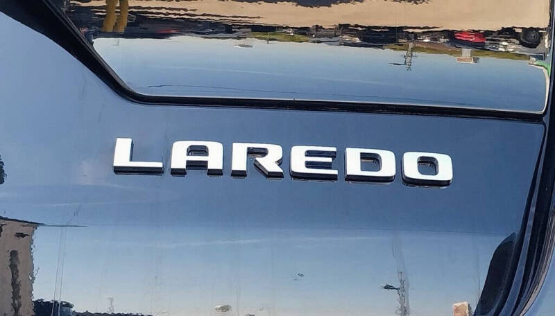 2023 Jeep Grand Cherokee Laredo