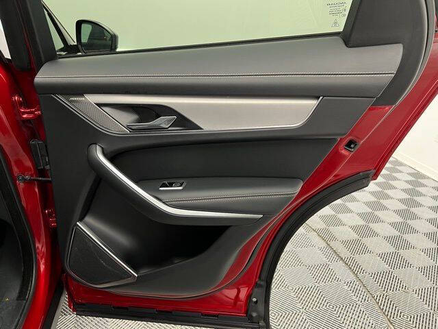 2024 Jaguar F-PACE P250 R-Dynamic S