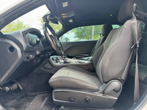 2015 Dodge Challenger SXT